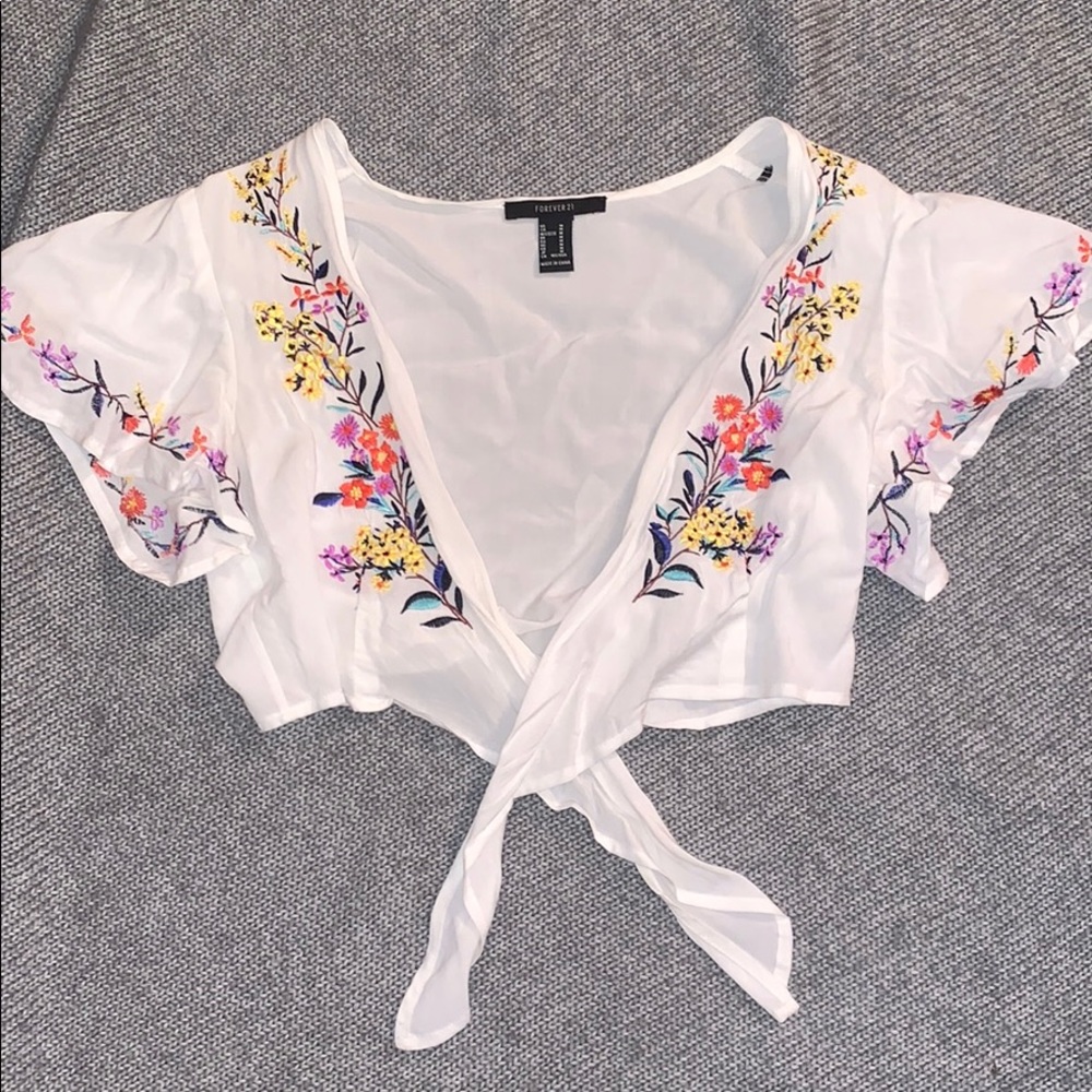 Forever 21 front tie shirt